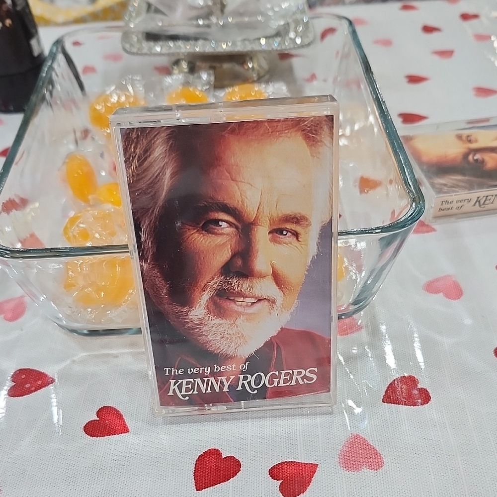THE BEST of KENNY ROGERS CASSETTE TAPE